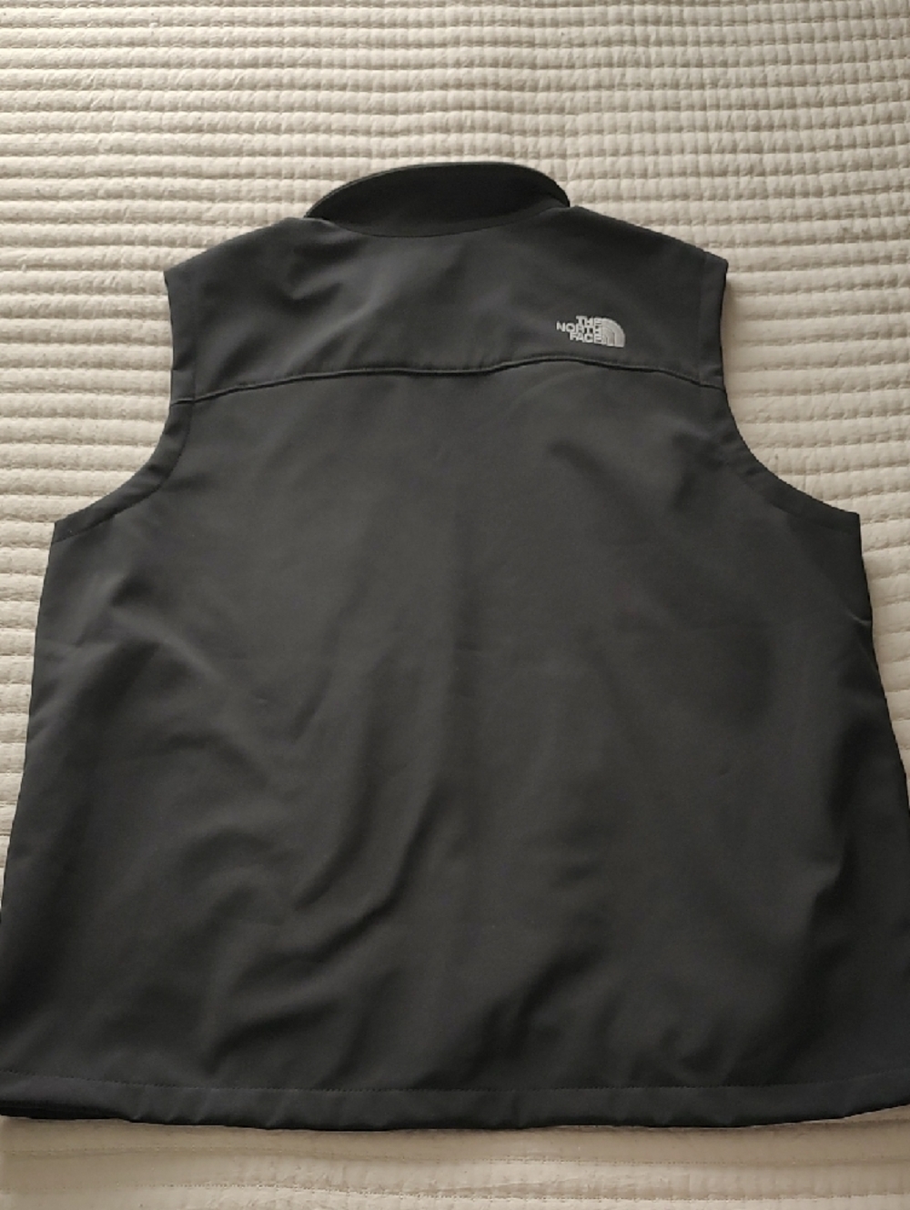 The North Face Men's Apex Bionic 3 Black Softshell Vest - Picture 5 of 6